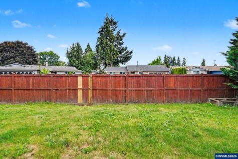 4681 Buckskin Court NE Salem OR 97305