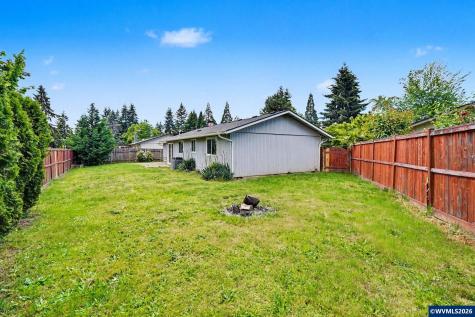 4681 Buckskin Court NE Salem OR 97305