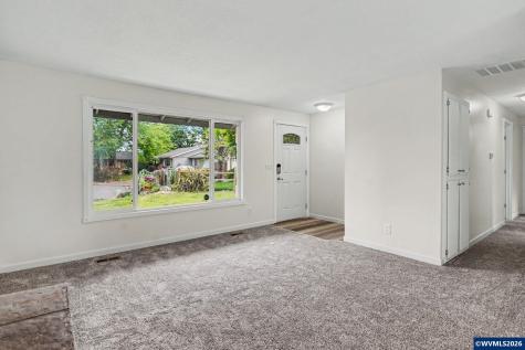 4681 Buckskin Court NE Salem OR 97305