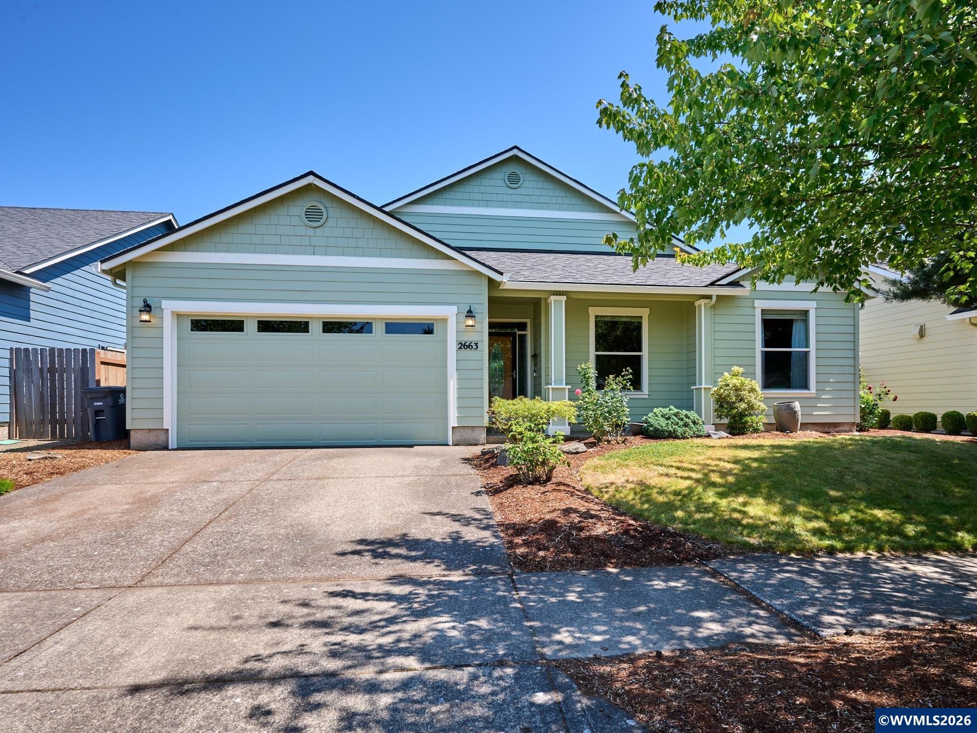 2663 Baines Bl Hubbard OR 97032
