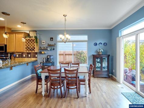 2663 Baines Bl Hubbard OR 97032