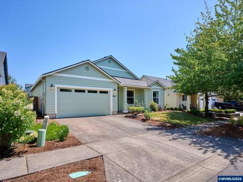 2663 Baines Bl Hubbard OR 97032