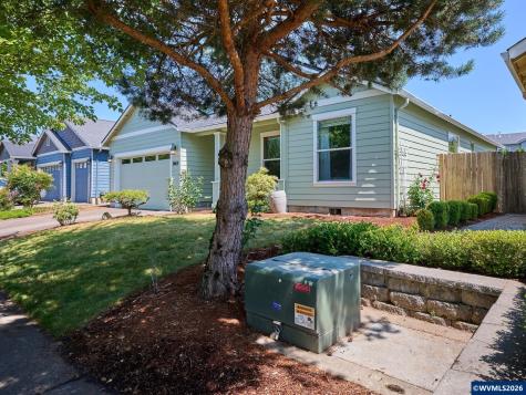 2663 Baines Bl Hubbard OR 97032