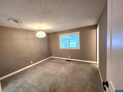 540 Wormwood Drive SE Salem OR 97306