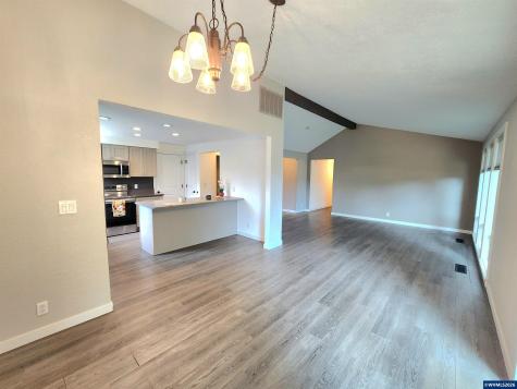 540 Wormwood Drive SE Salem OR 97306