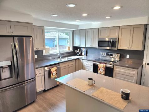 540 Wormwood Drive SE Salem OR 97306