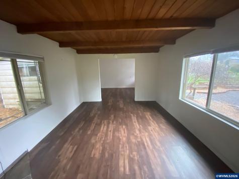 6721 Rhododendon Avenue Gleneden Beach OR 97388-9999