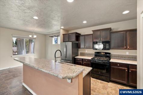 2677 Kingston Way NW Albany OR 97321