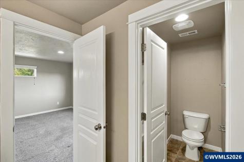 2677 Kingston Way NW Albany OR 97321