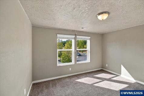 2677 Kingston Way NW Albany OR 97321