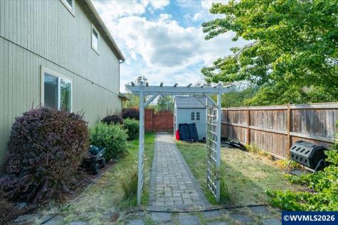 2677 Kingston Way NW Albany OR 97321