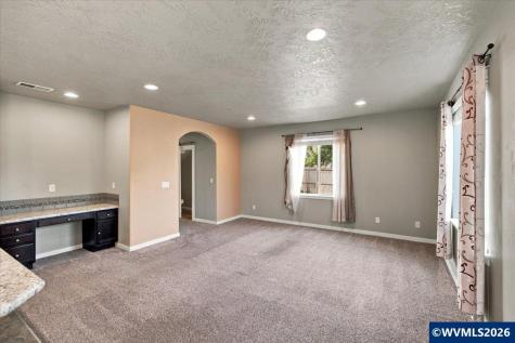 2677 Kingston Way NW Albany OR 97321