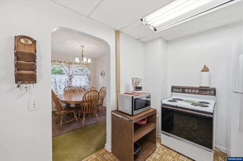 1285 E Ellendale Avenue Dallas OR 97338