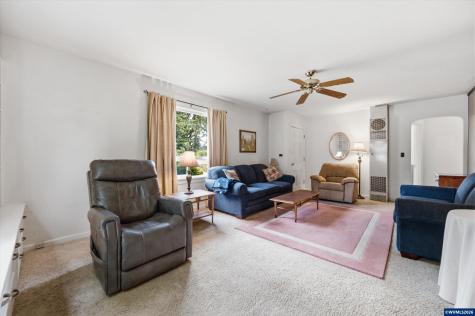 1285 E Ellendale Avenue Dallas OR 97338