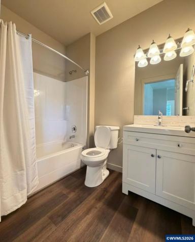 180 Hiatt Street Lebanon OR 97355