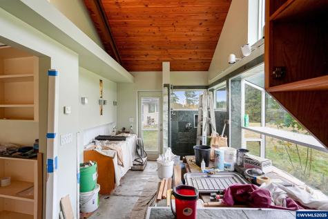4300 Briar Knob Lp NE Scotts Mills OR 97375