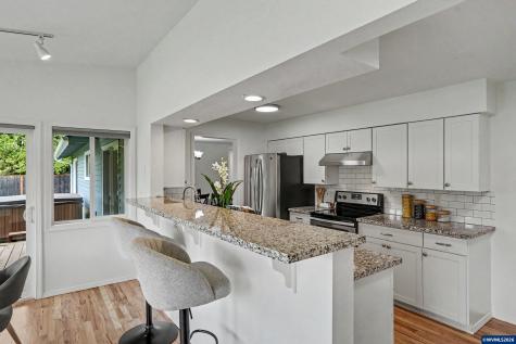 2140 SW 49th Street Corvallis OR 97333