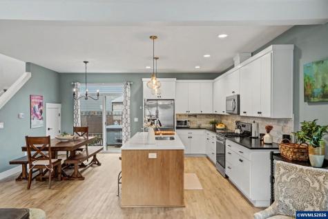 5520 Crossler Meadow Lp SE Salem OR 97306-9177