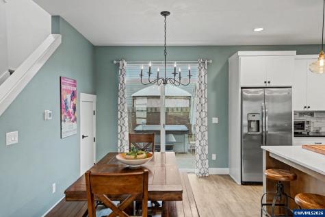5520 Crossler Meadow Lp SE Salem OR 97306-9177