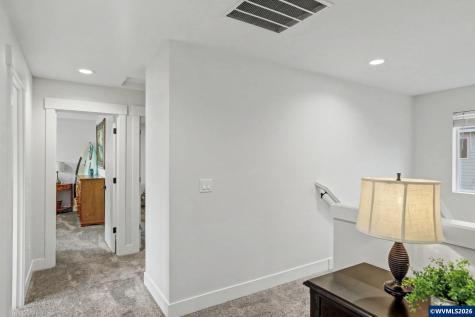 5520 Crossler Meadow Lp SE Salem OR 97306-9177