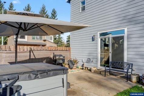 5520 Crossler Meadow Lp SE Salem OR 97306-9177