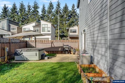 5520 Crossler Meadow Lp SE Salem OR 97306-9177