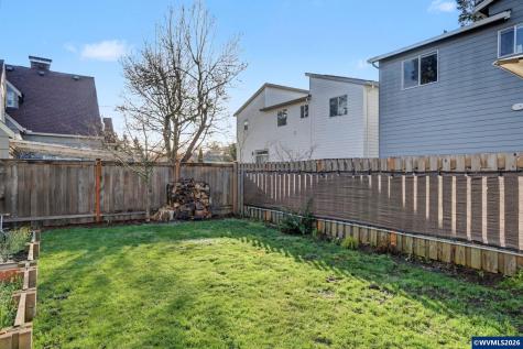 5520 Crossler Meadow Lp SE Salem OR 97306-9177