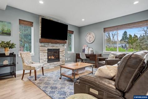 5520 Crossler Meadow Lp SE Salem OR 97306-9177
