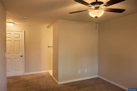 4674 Red Cherry Court SE Salem OR 97317