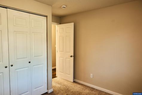 4674 Red Cherry Court SE Salem OR 97317