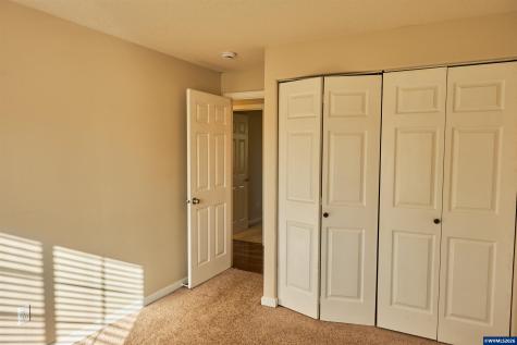 4674 Red Cherry Court SE Salem OR 97317