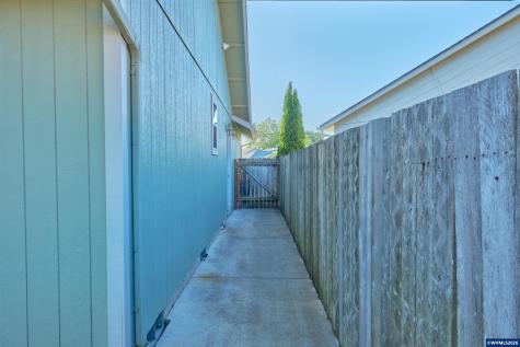 4674 Red Cherry Court SE Salem OR 97317