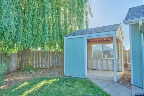 4674 Red Cherry Court SE Salem OR 97317