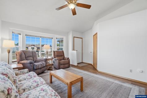 2658 S 12th Street Lebanon OR 97355