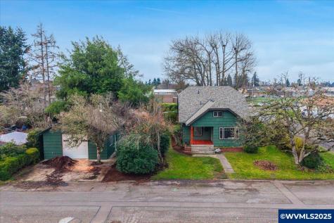 985 N 4th Avenue Stayton OR 97383