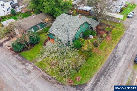 985 N 4th Avenue Stayton OR 97383