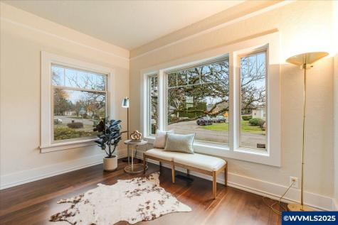 985 N 4th Avenue Stayton OR 97383