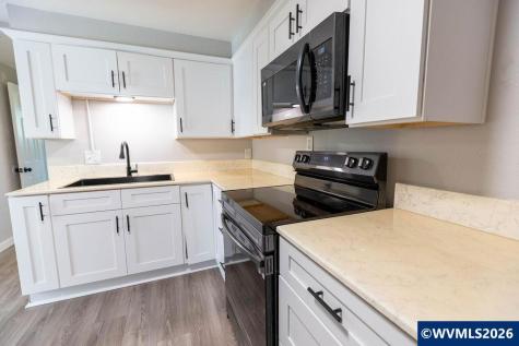 2306 Jefferson Street Sweet Home OR 97286