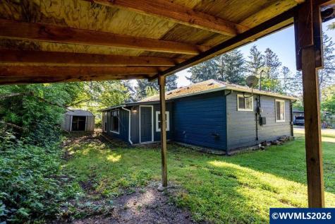 2306 Jefferson Street Sweet Home OR 97286