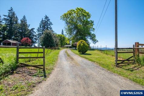 2832 NW Oak Grove Drive Albany OR 97321