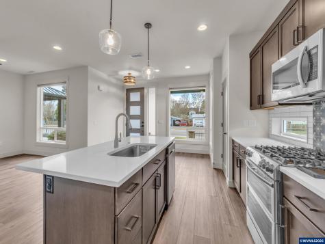 1956 SW 53rd Street Corvallis OR 97333