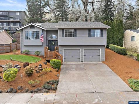 810 Valleywood Drive SE Salem OR 97306