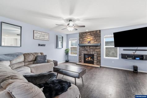 4089 Cowboy Avenue SE Albany OR 97322