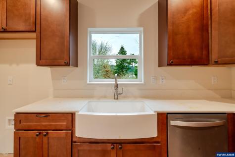 1423 45th Avenue Sweet Home OR 97386