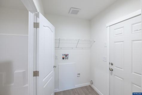 3223 Comber Court NE Salem OR 97305
