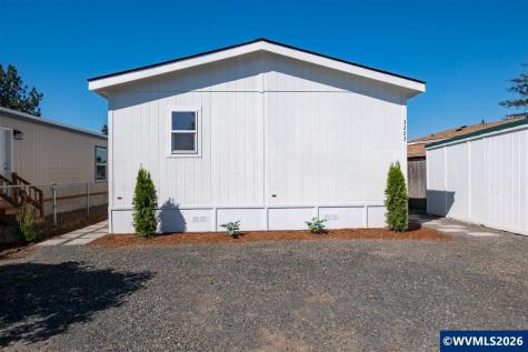 3223 Comber Court NE Salem OR 97305