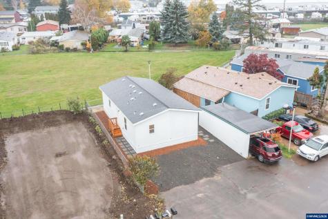 3223 Comber Court NE Salem OR 97305