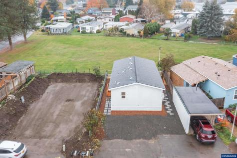 3223 Comber Court NE Salem OR 97305