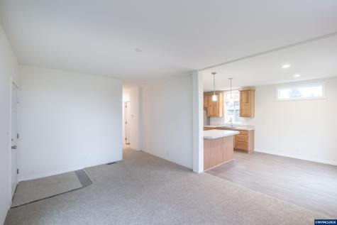 3223 Comber Court NE Salem OR 97305