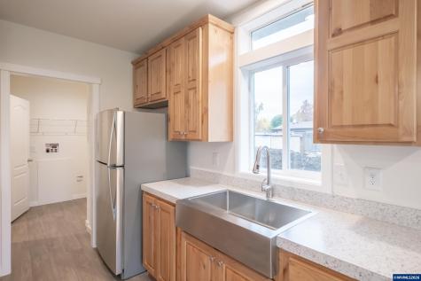 3223 Comber Court NE Salem OR 97305